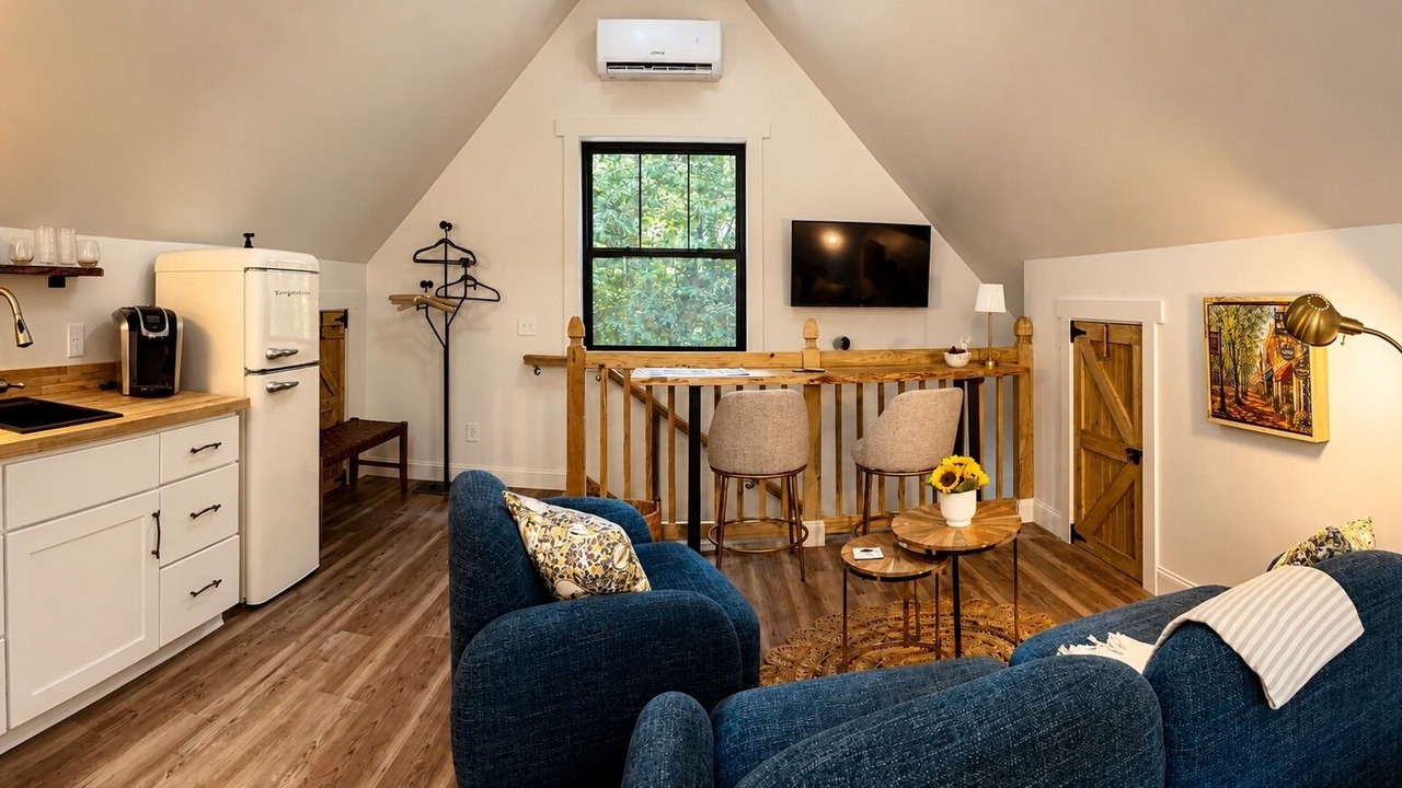Photo of Livingroom in Cornelius