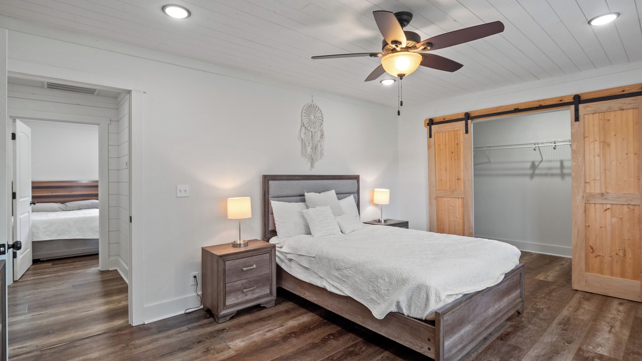Photo of Bedroom in Crane Hill