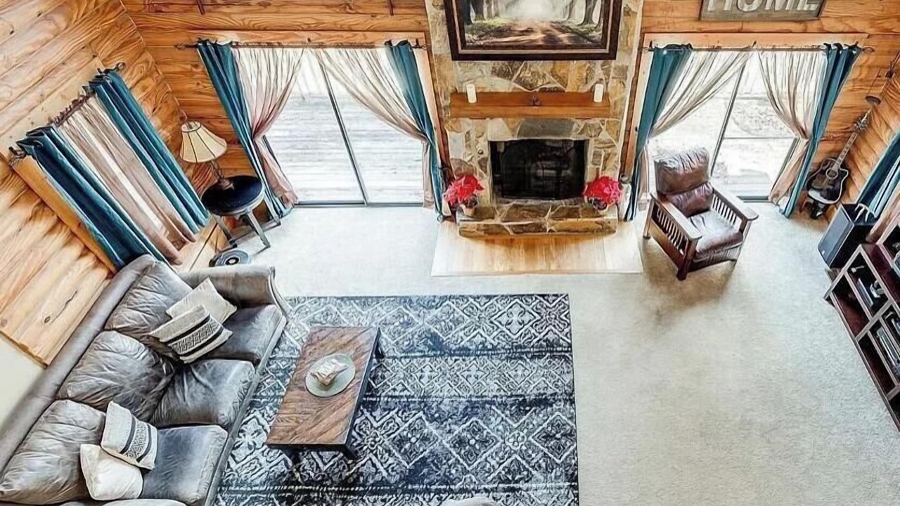 Photo of Livingroom in Eden