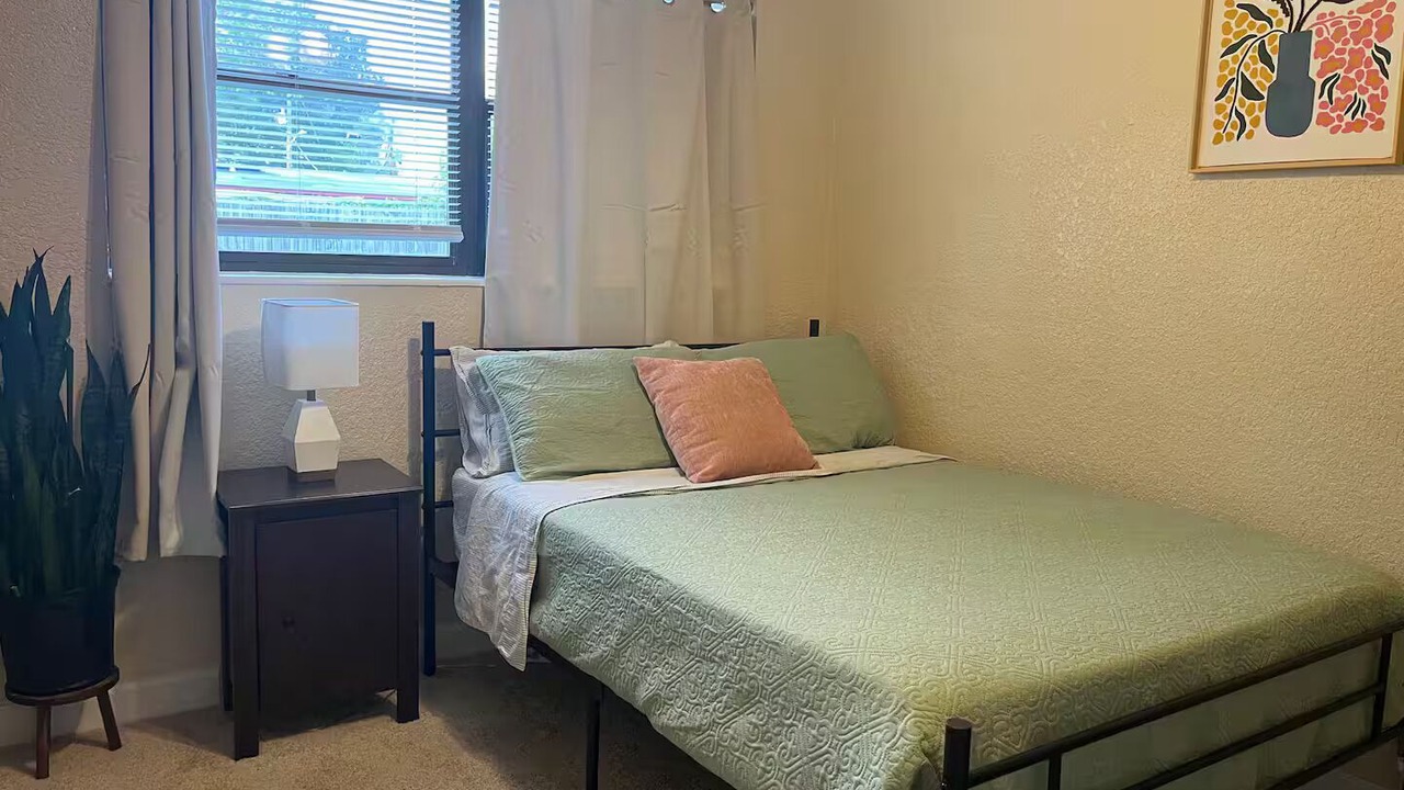 Photo of Bedroom in Westside