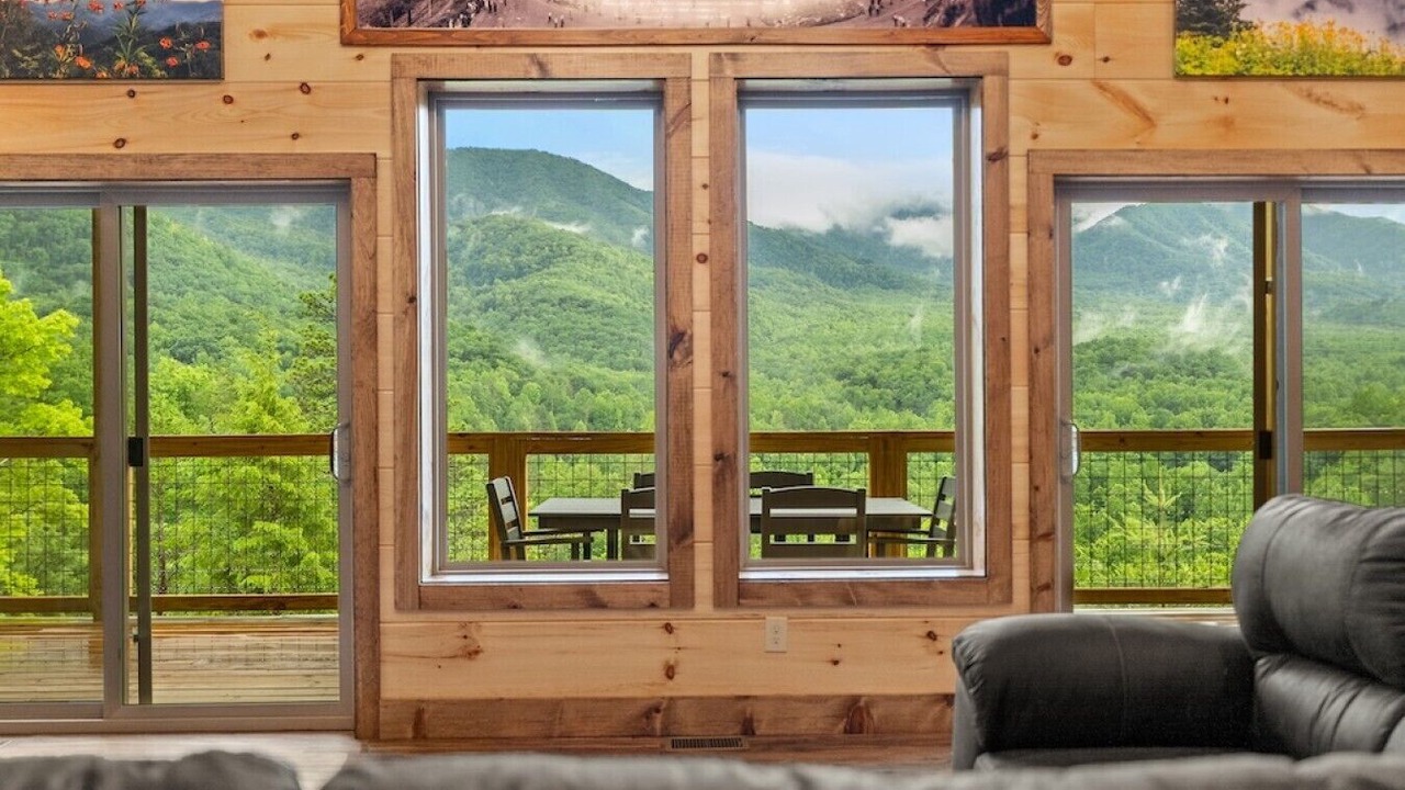 Photo of Bedroom in Rocky Grove