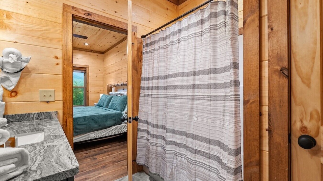 Photo of Bathroom in Rocky Grove