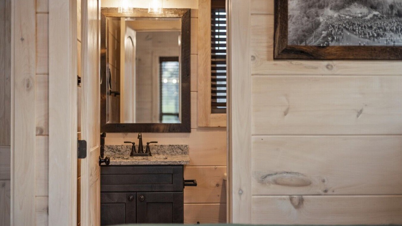 Photo of Bathroom in Rocky Grove