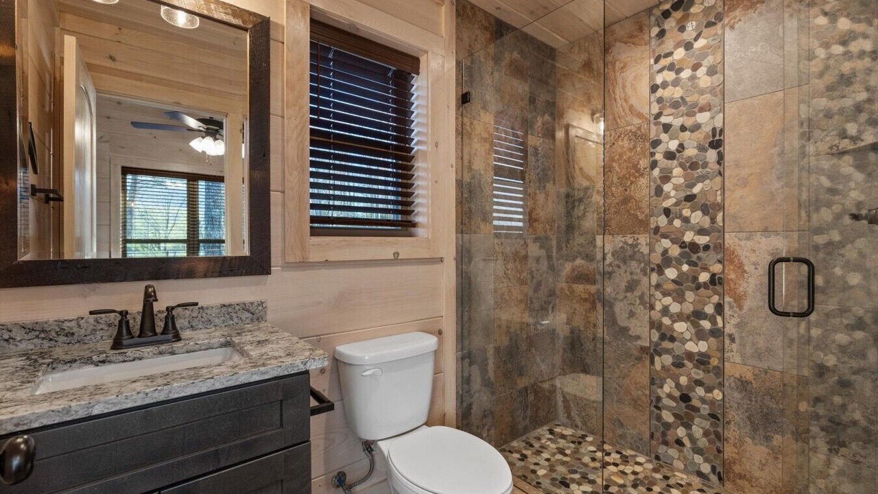 Photo of Bathroom in Rocky Grove
