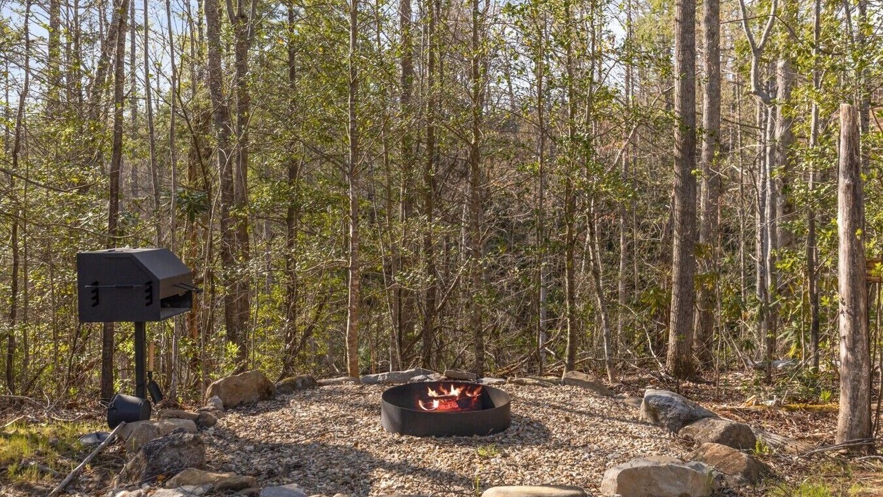 Photo of Others in Rocky Grove