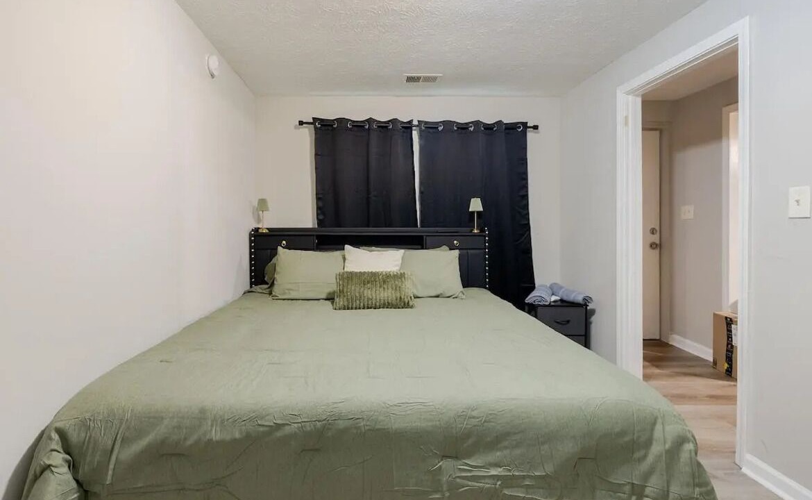 Photo of Bedroom in Atlanta