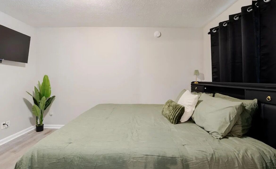 Photo of Bedroom in Atlanta