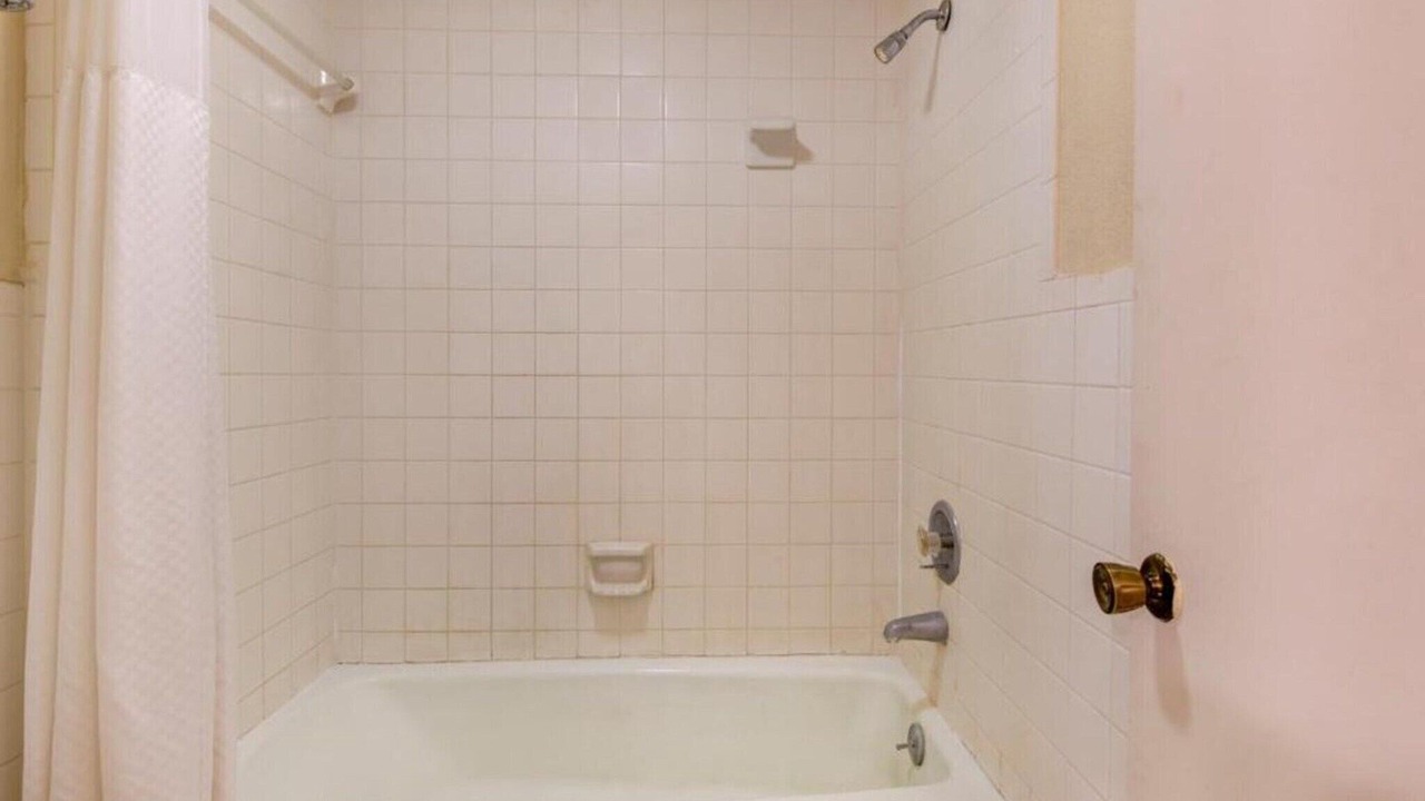 Photo of Bathroom in Douglas