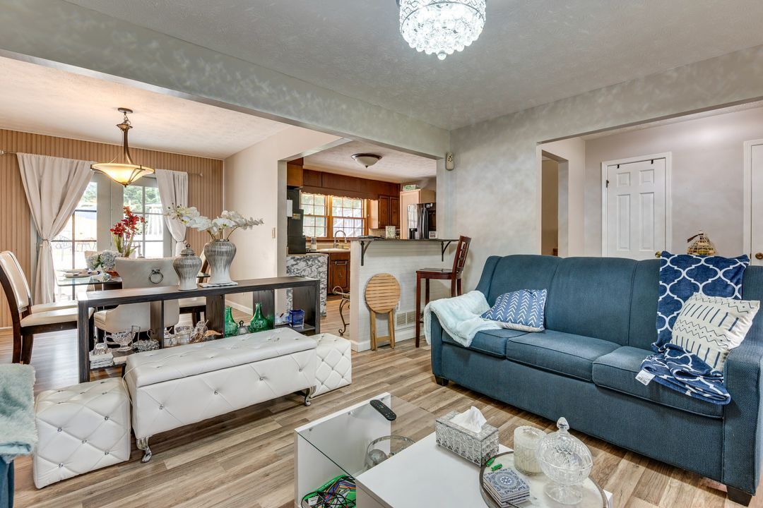 Photo of Livingroom in Douglasville