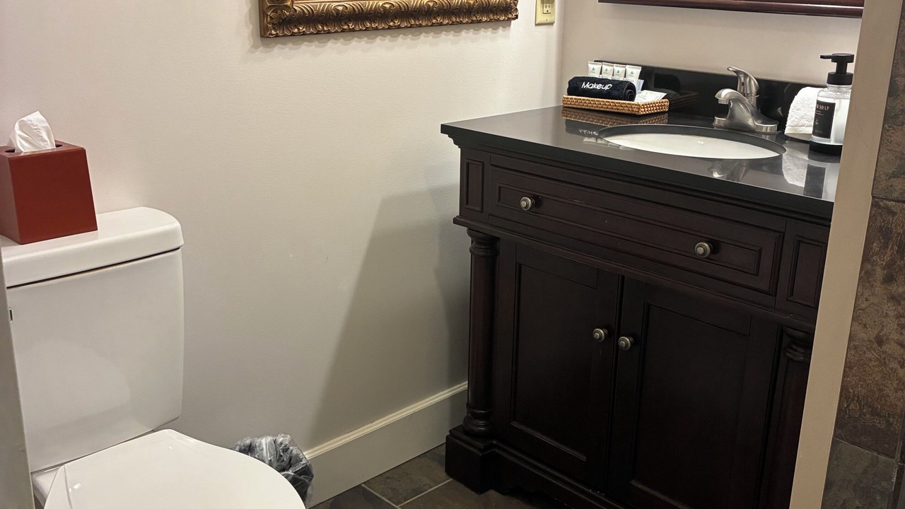 Photo of Bathroom in Mentone