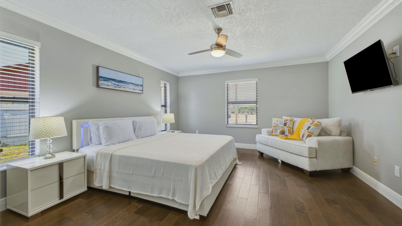 Photo of Bedroom in Lantana