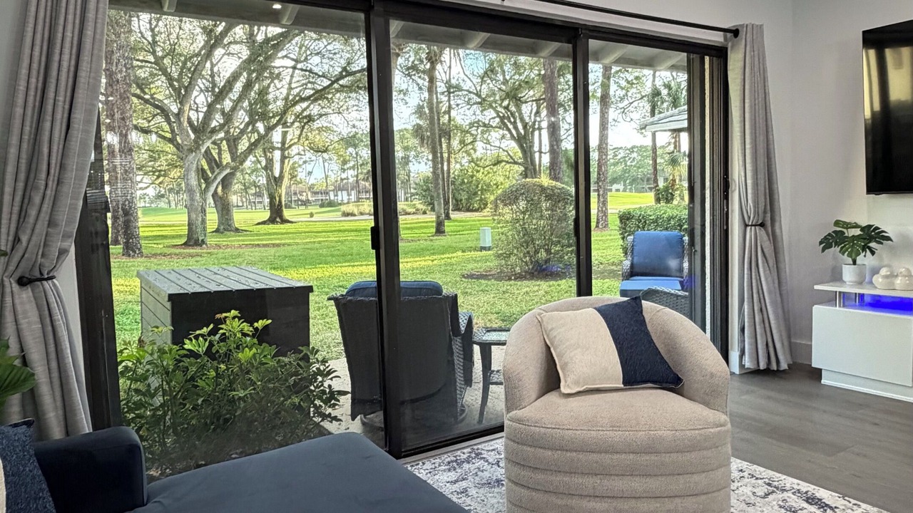 Photo of Livingroom in Palm Beach Gardens