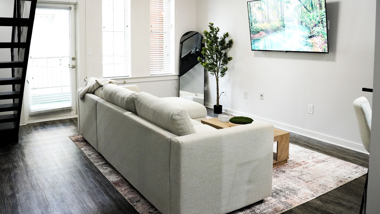 Photo of Livingroom in Loring Heights