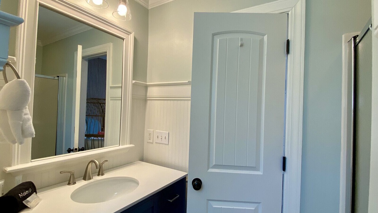 Photo of Bathroom in Leesville