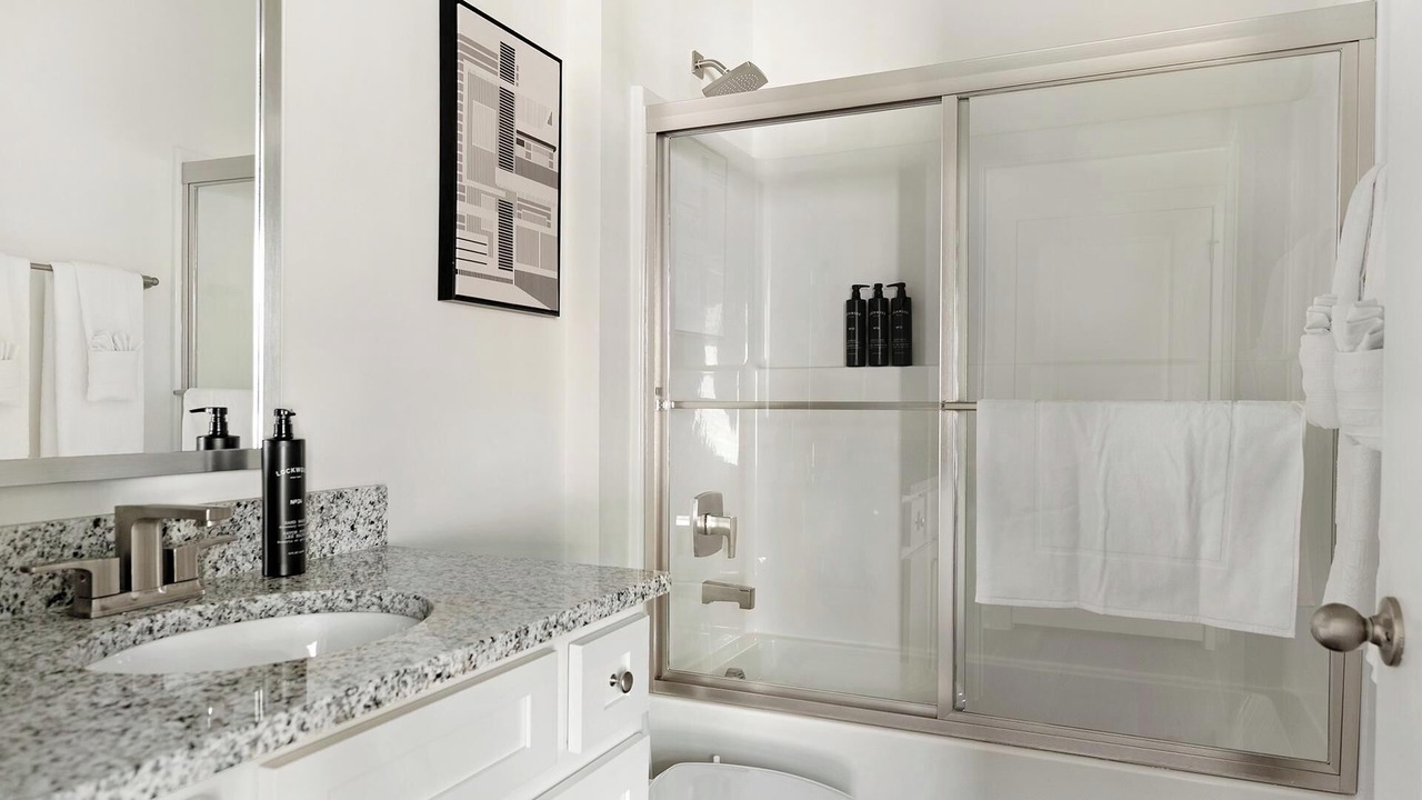 Photo of Bathroom in Port Wentworth