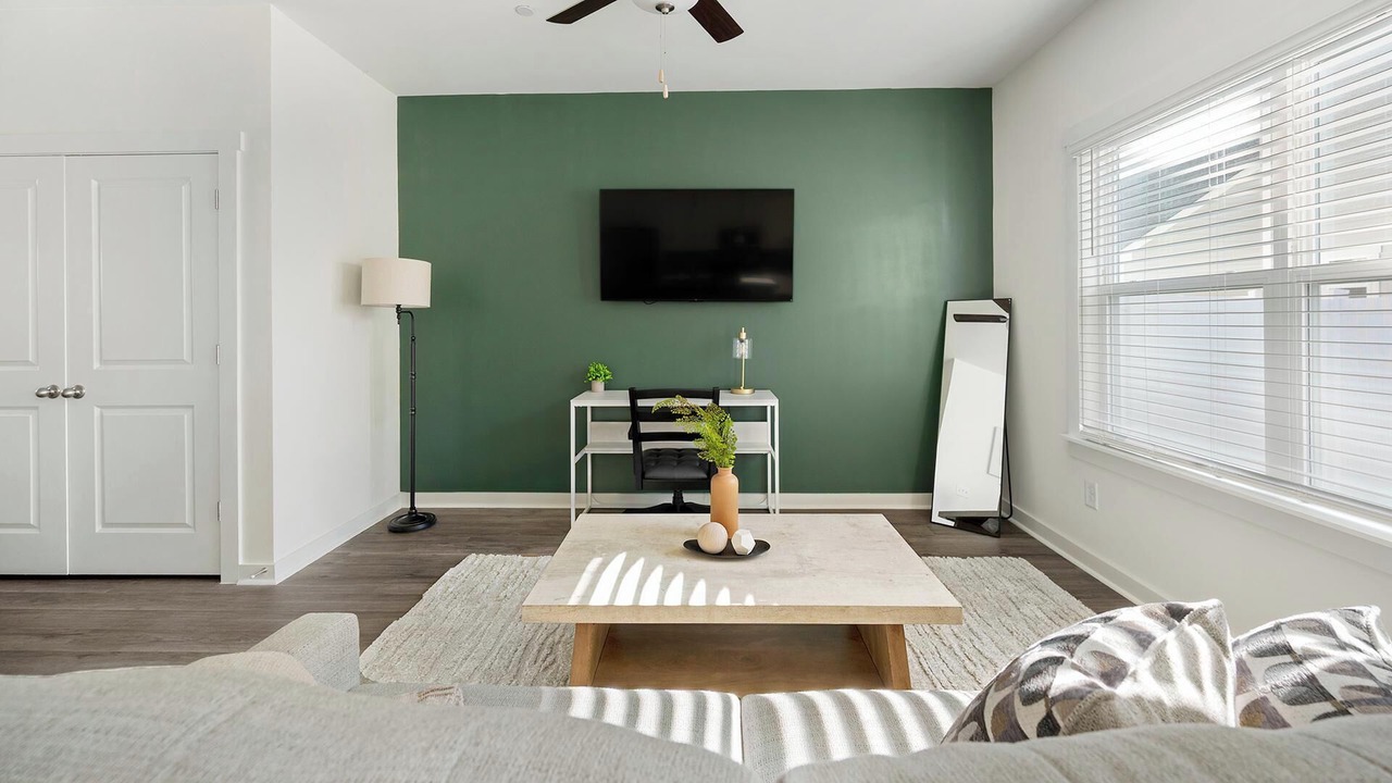 Photo of Livingroom in Port Wentworth