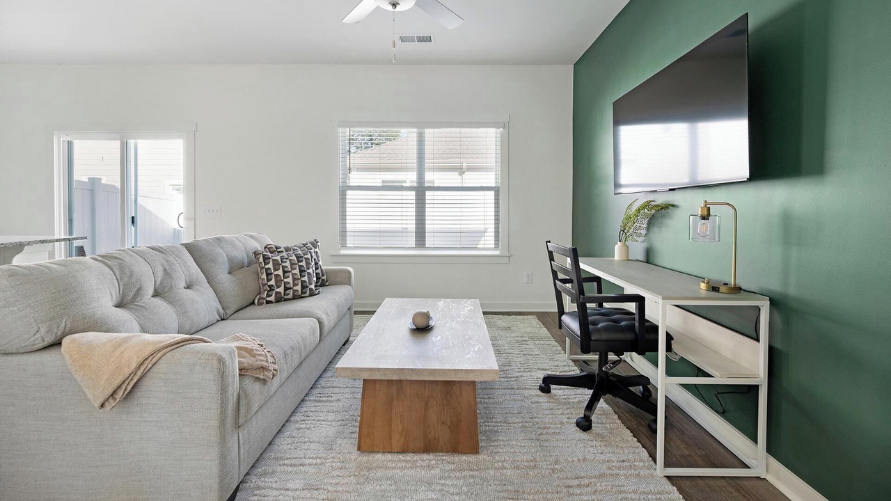 Photo of Livingroom in Port Wentworth