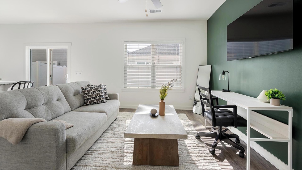 Photo of Livingroom in Port Wentworth
