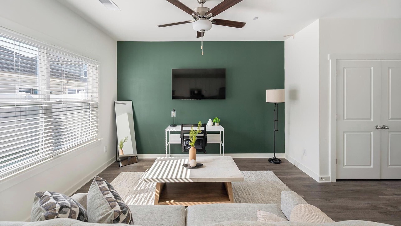 Photo of Livingroom in Port Wentworth
