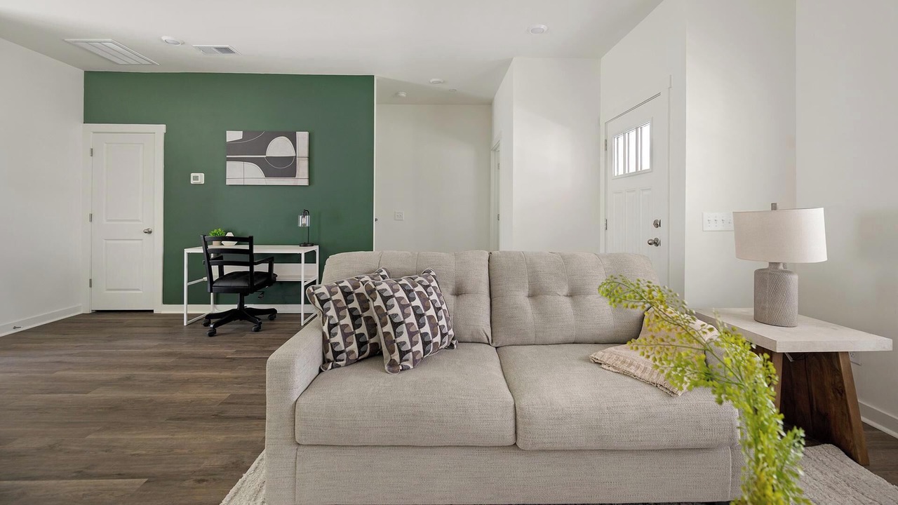 Photo of Livingroom in Port Wentworth