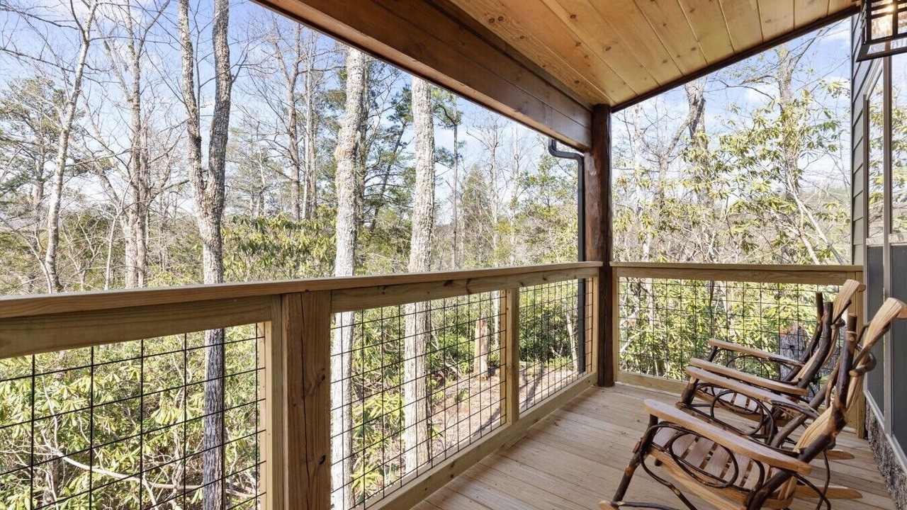 Photo of Patio Balcony in Rocky Grove