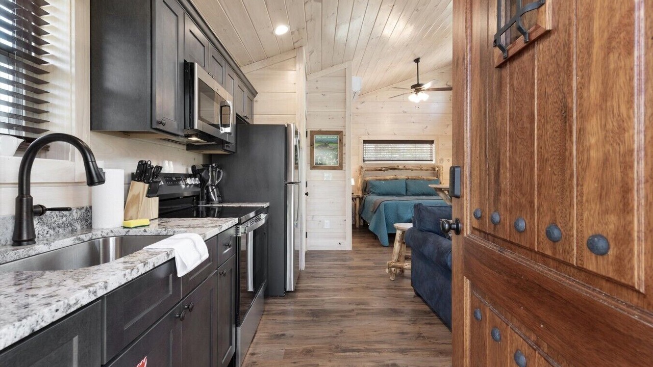 Photo of Livingroom in Rocky Grove