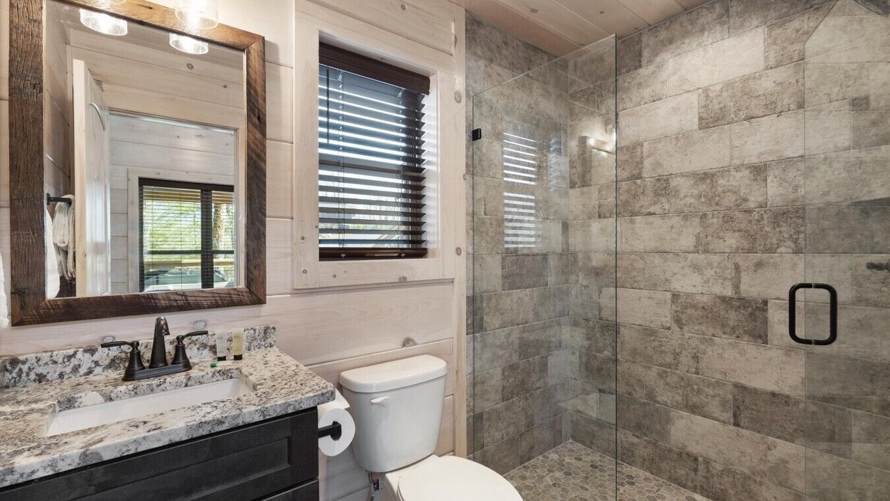 Photo of Bathroom in Rocky Grove