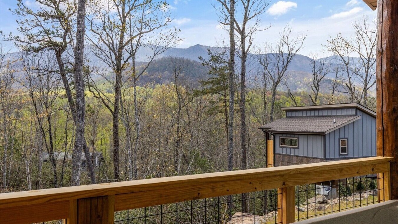 Photo of Patio Balcony in Rocky Grove