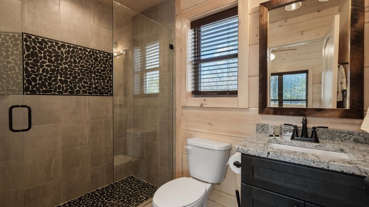 Photo of Bathroom in Rocky Grove