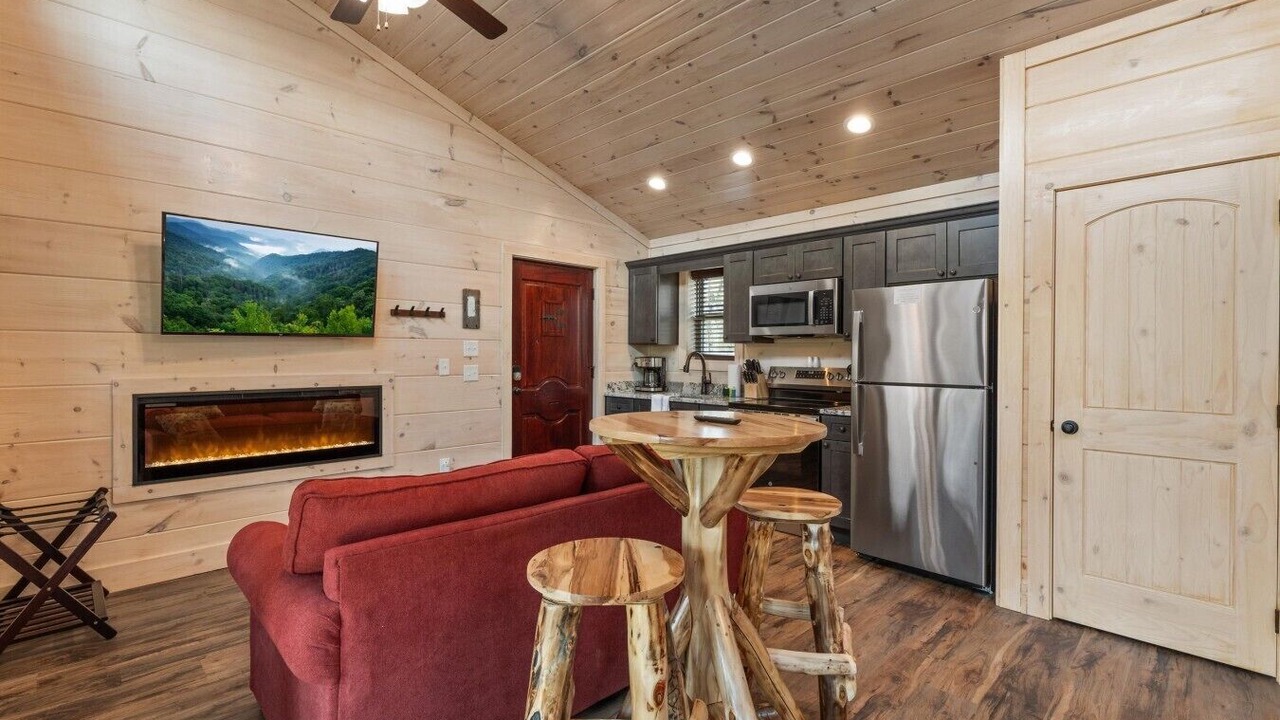 Photo of Livingroom in Rocky Grove