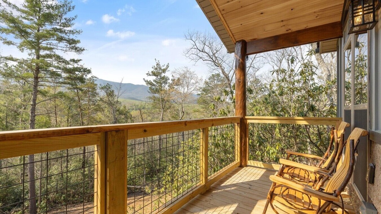 Photo of Patio Balcony in Rocky Grove