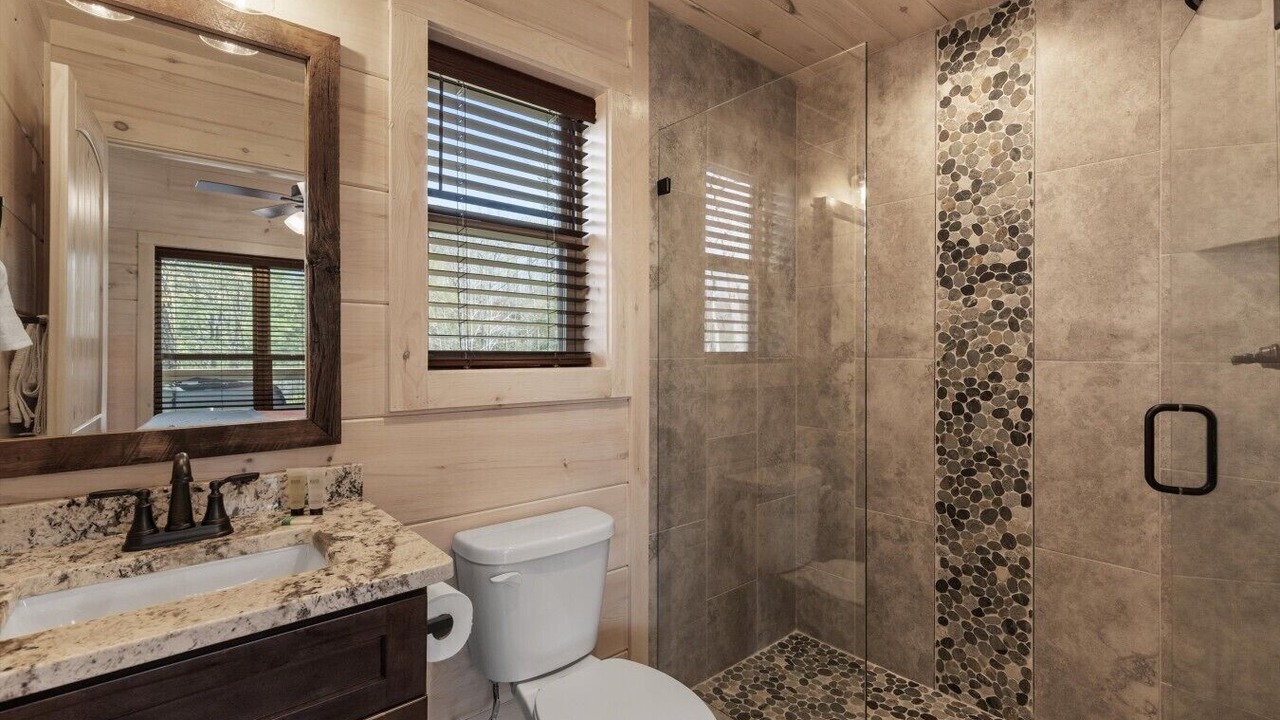 Photo of Bathroom in Rocky Grove