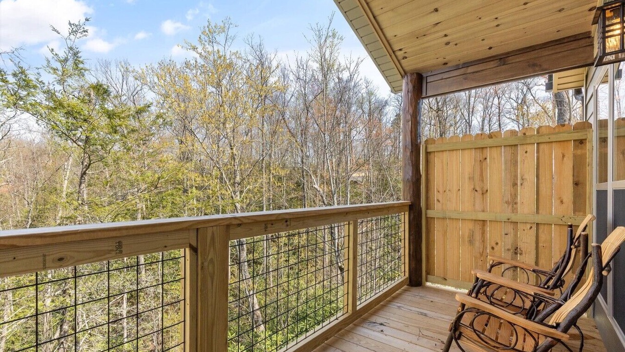 Photo of Patio Balcony in Rocky Grove