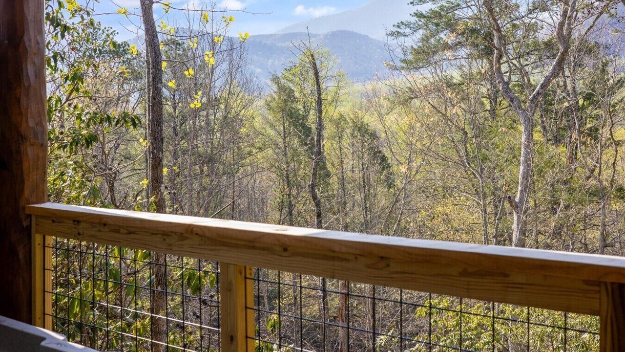 Photo of Patio Balcony in Rocky Grove