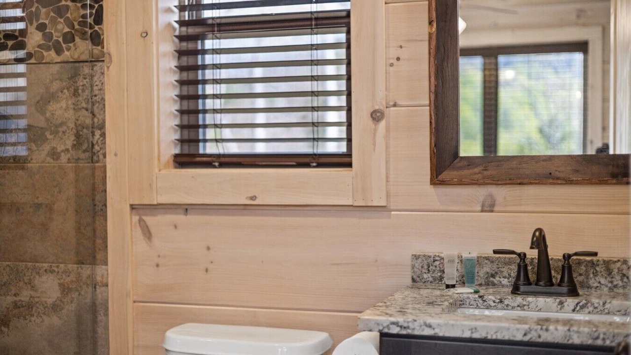Photo of Bathroom in Rocky Grove