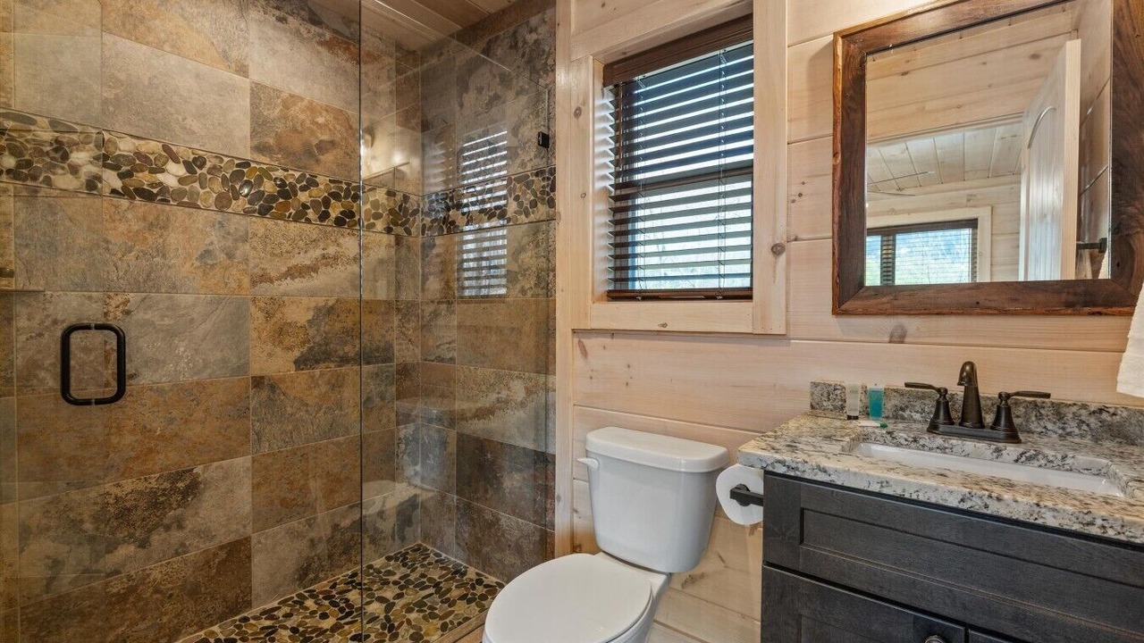 Photo of Bathroom in Rocky Grove