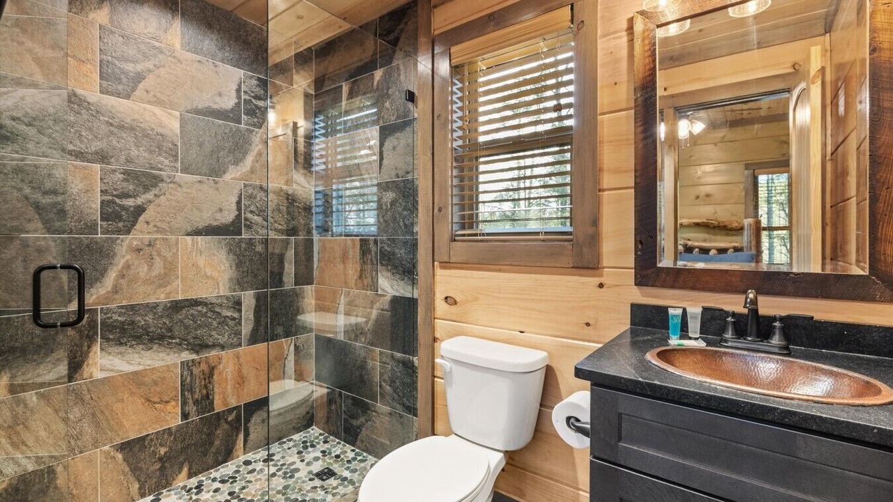 Photo of Bathroom in Rocky Grove