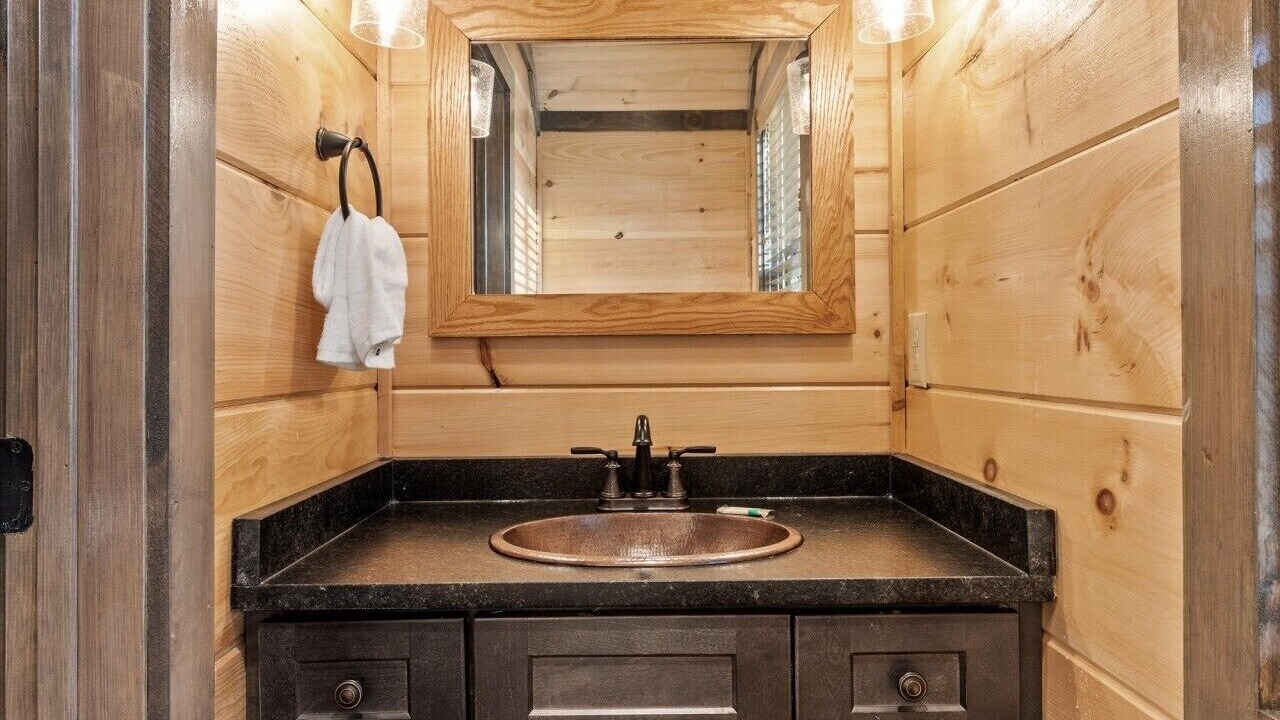 Photo of Bathroom in Rocky Grove