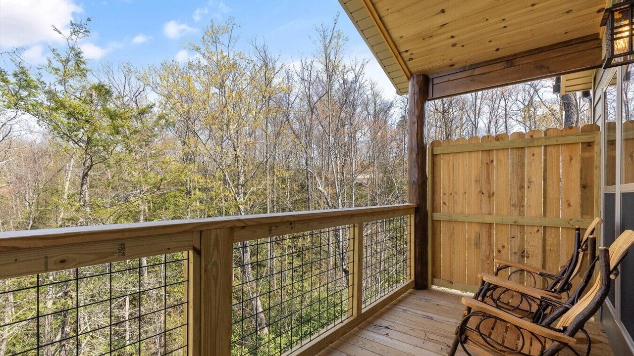 Photo of Patio Balcony in Rocky Grove