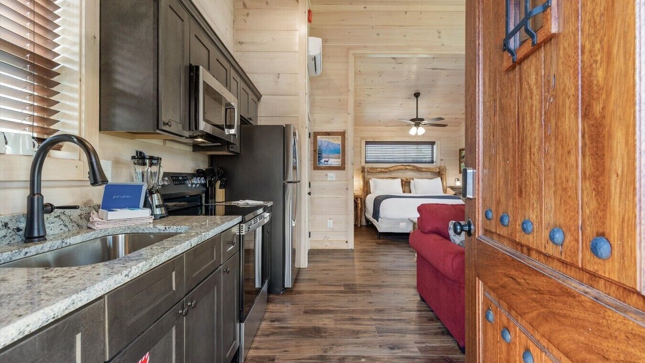 Photo of Livingroom in Rocky Grove
