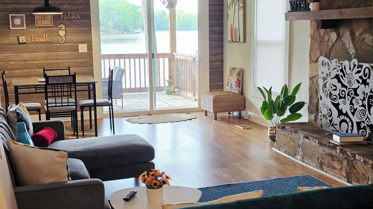 Photo of Livingroom in Macon