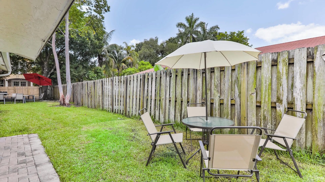 Photo of Outdoor in River Oaks
