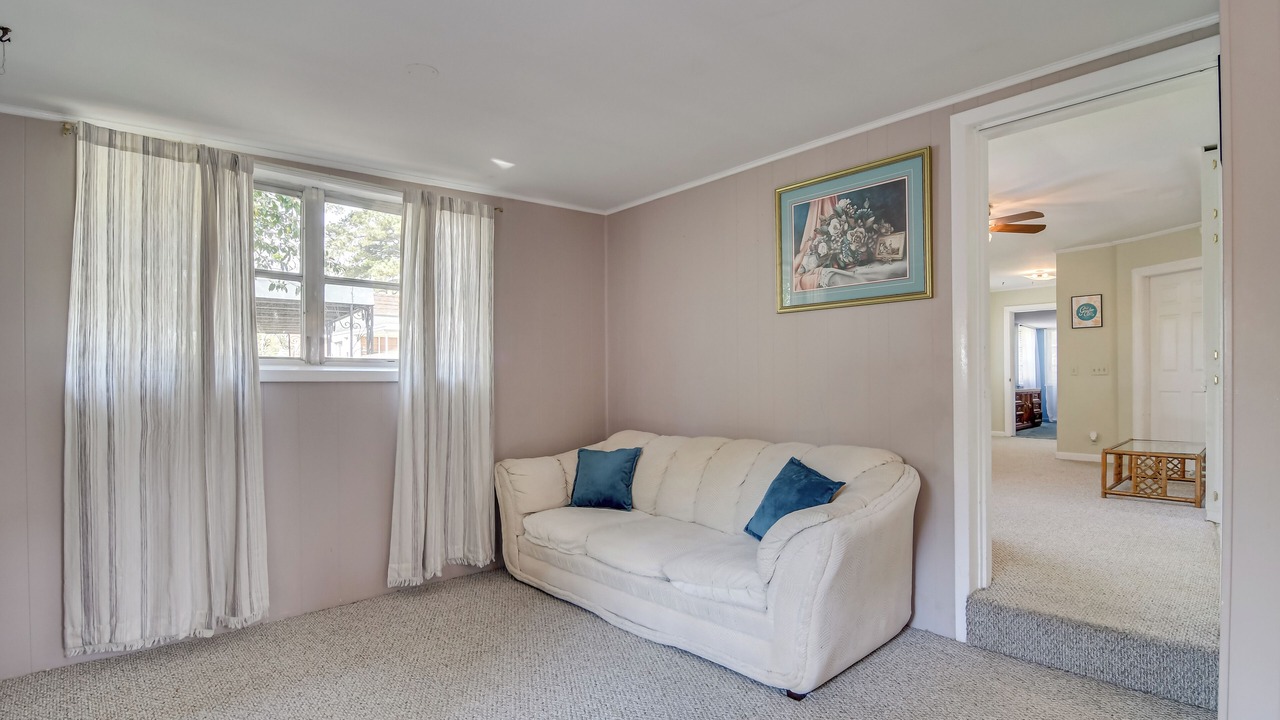 Photo of Livingroom in Augusta