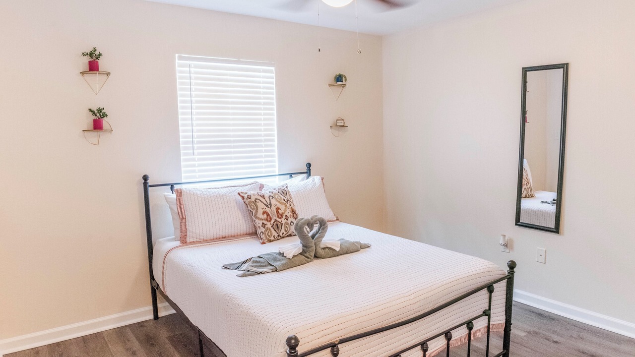 Photo of Bedroom in Gulfport