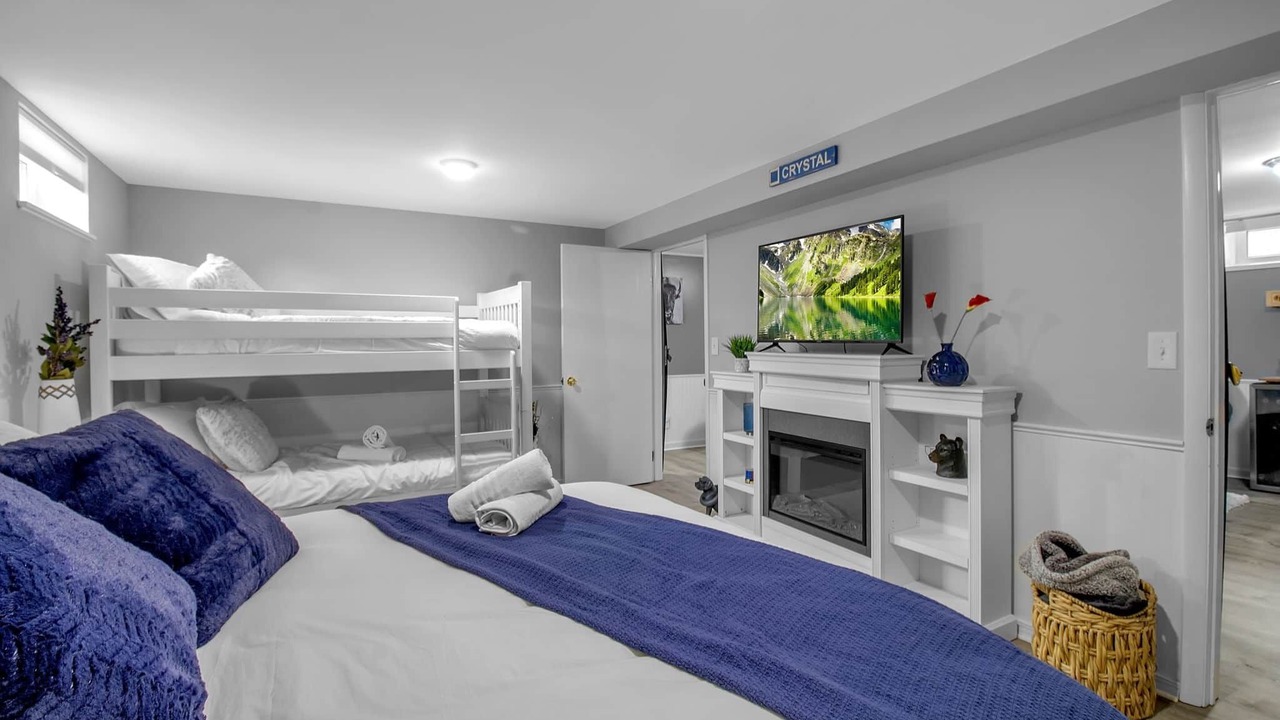 Photo of Livingroom in Ellicottville