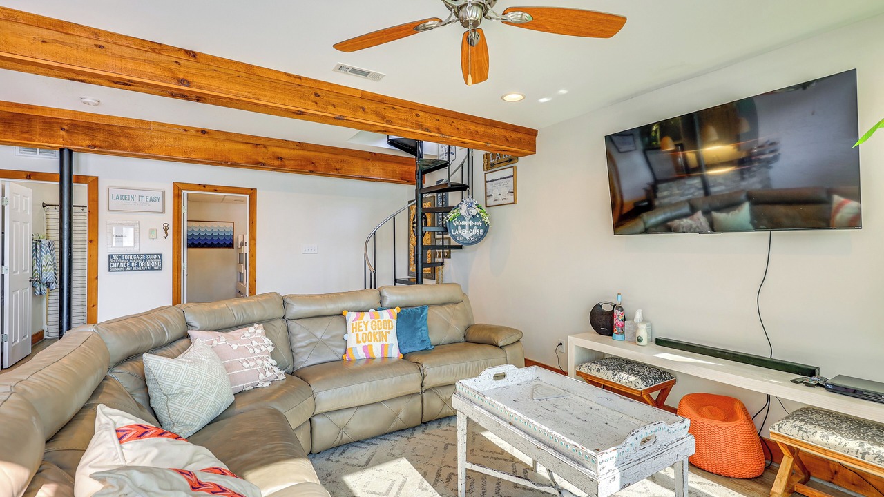 Photo of Bedroom in Logan