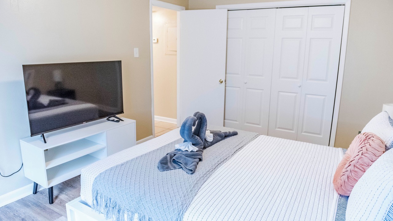 Photo of Bedroom in Bayou View