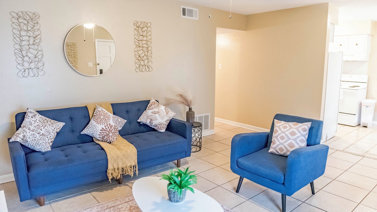 Photo of Livingroom in Bayou View