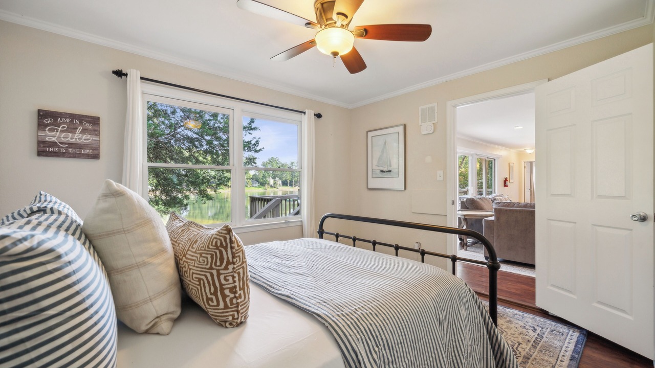 Photo of Bedroom in Mooresville