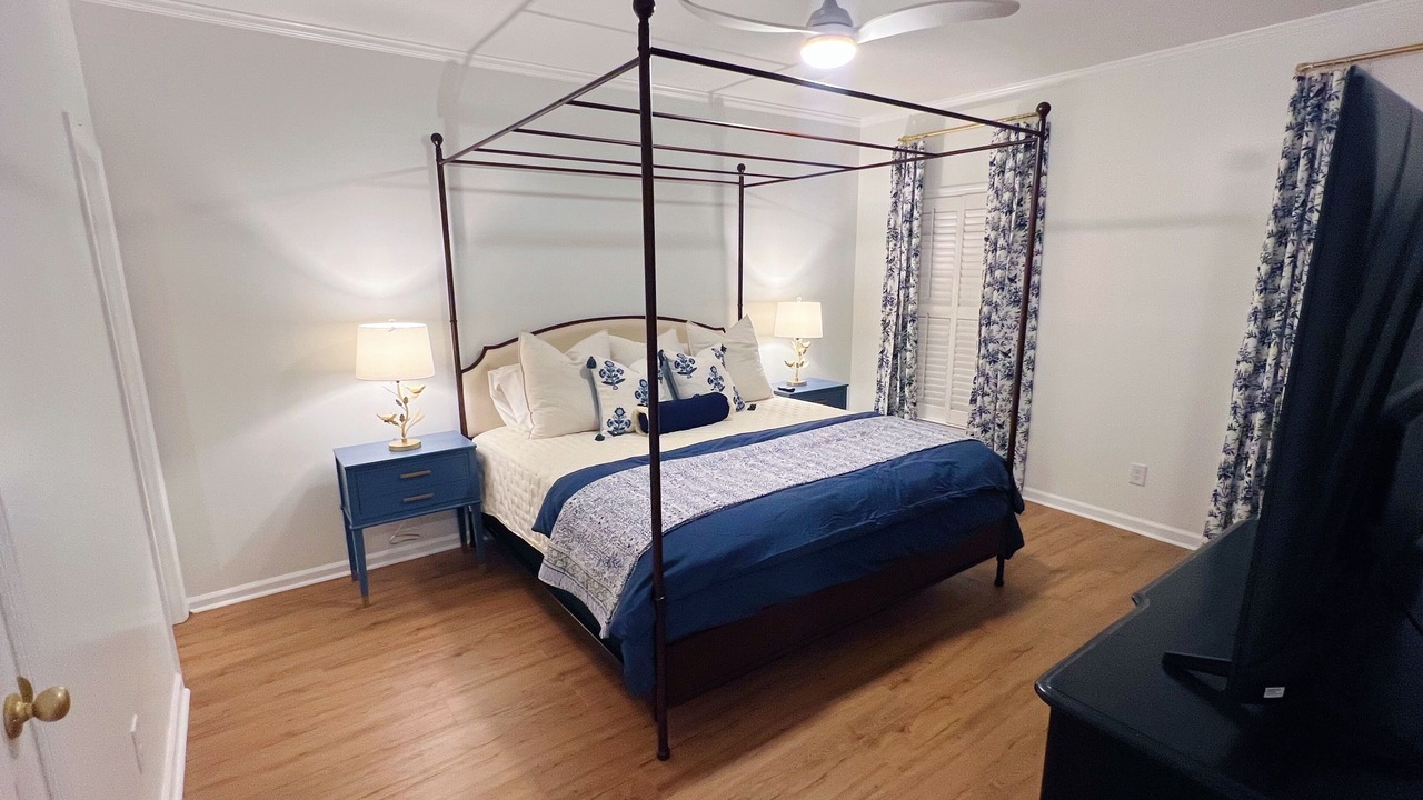 Photo of Bedroom in Summerville